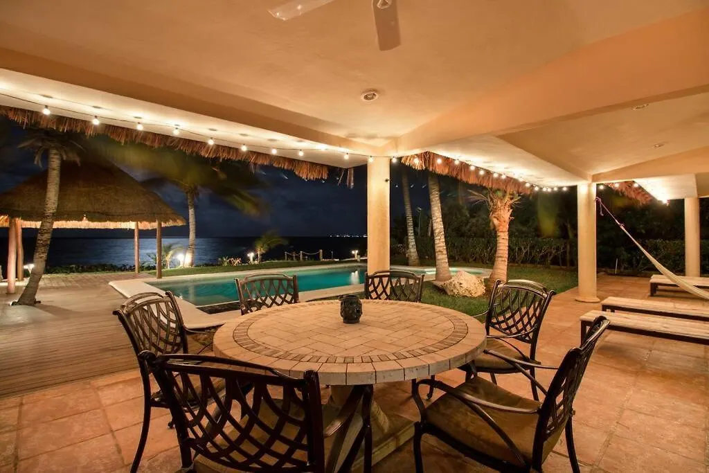 El Meco Beachfront & Private Pool Villa By Casa Paraiso Cancún Mexiko