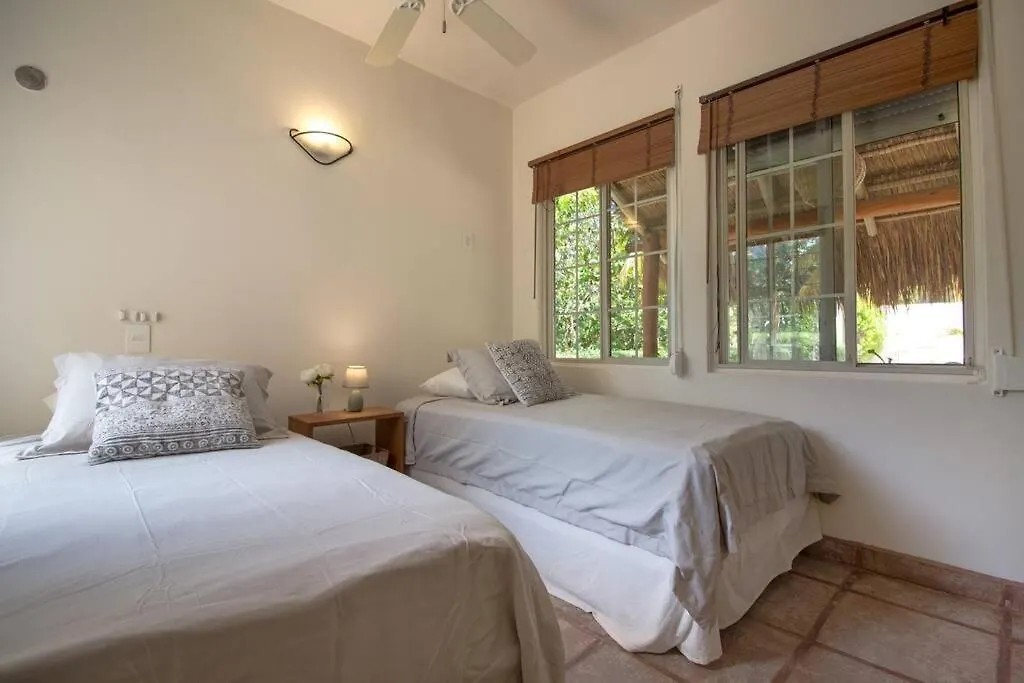 El Meco Beachfront & Private Pool Villa By Casa Paraiso Cancún